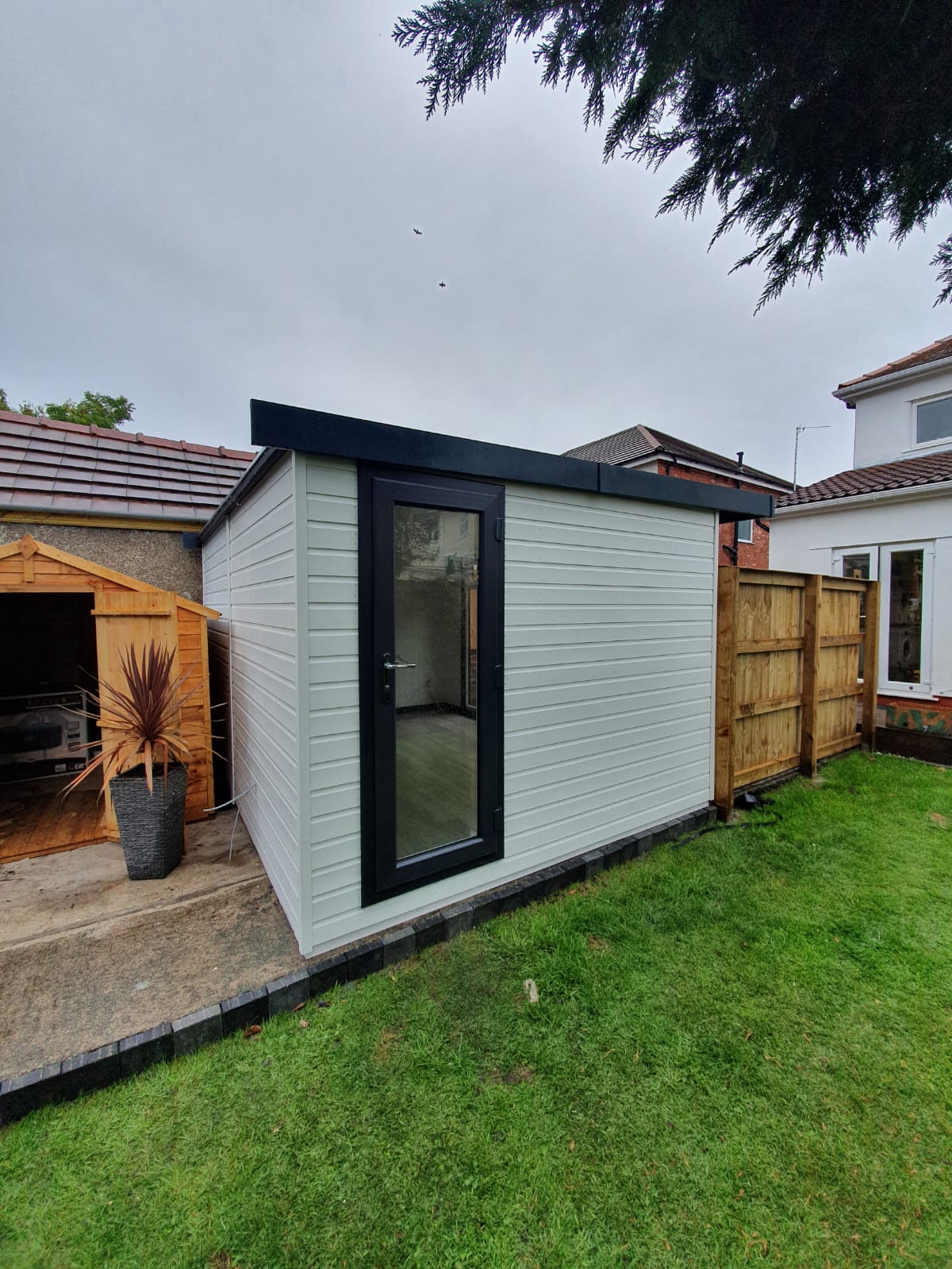 Modern Garden rooms